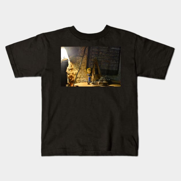 Fallout - Tales from the Wasteland-Hideout Kids T-Shirt by RufderFreiheit